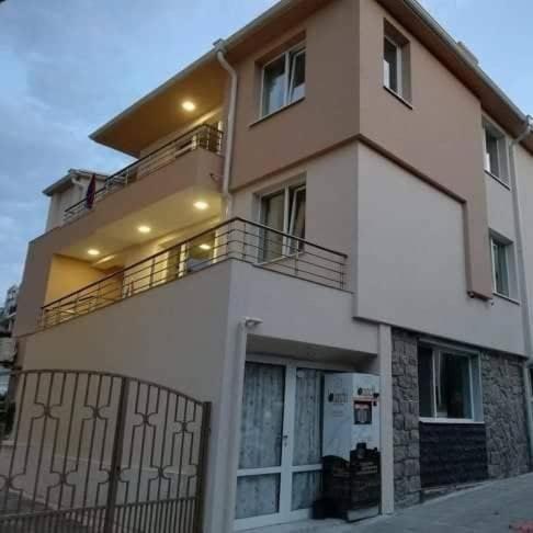 Guest House Dimovi Sozopol Eksteriør bilde